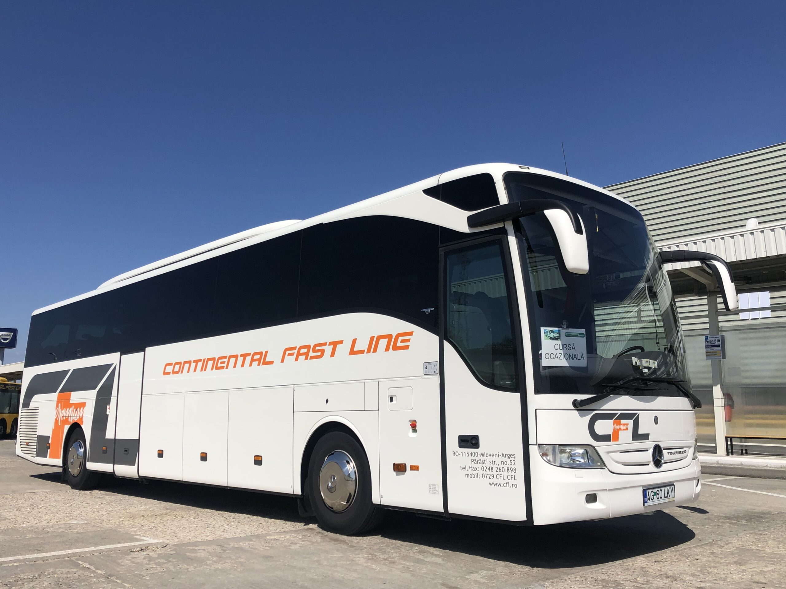 Mercedes Tourismo